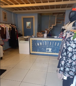 Foto Negozio a Ciriè Centro di 178 m² con 4 locali in vendita
