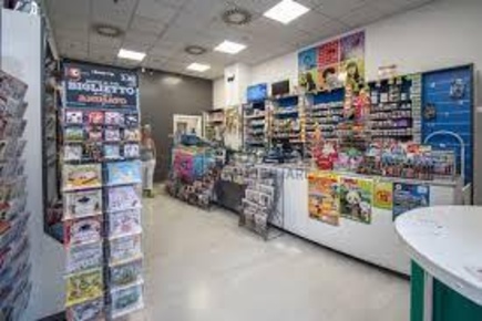 Foto Attività commerciale a Livorno Porta a Mare - Mazzini di 45 m²