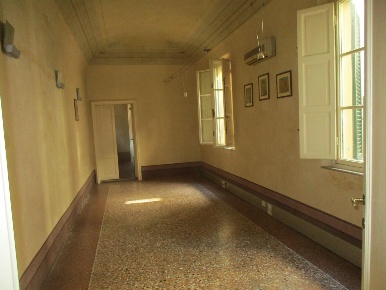 Foto Ufficio a Pontedera Centro di 145 m² con 5 locali in vendita