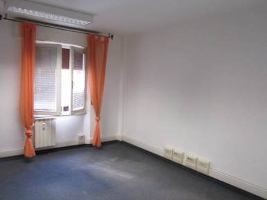 Foto Ufficio a Pisa San Martino di 68 m² con 4 locali in affitto