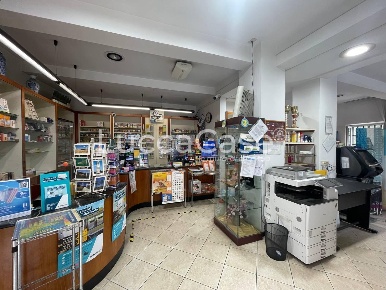 Foto Attività commerciale a Lucca Nave di 80 m² con 3 locali in vendita