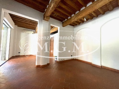 Foto Locale commerciale a Cascina Navacchio Nord - Zambra di 30 m²