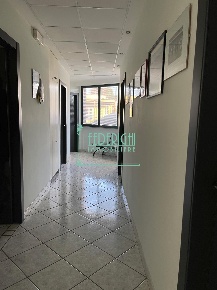 Foto Ufficio a Lucca Pieve San Paolo - Santa Margherita di 150 m²