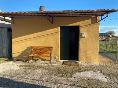 Foto Magazzino a Castelnuovo Magra Centro Storico di 20 m² con 1 locali