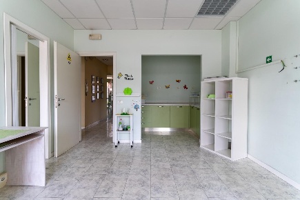 Foto Ufficio a Empoli Stazione - Agenzia delle Entrate di 110 m² in vendita