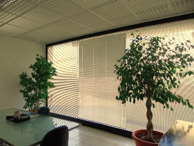 Foto Locale commerciale a Santa Croce sull'Arno Centro di 184 m² in vendita