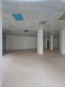 Foto Locale commerciale a Livorno Via Grande - Piazza della Repubblica