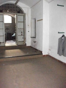 Foto Locale commerciale a Lucca Piazza Napoleone - San Michele di 70 m²