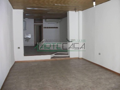 Foto Locale commerciale a Pisa Sant'Ermete - Putignano di 50 m² in vendita