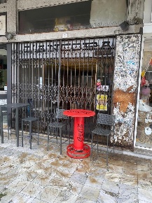 Foto Negozio a Massa Centro di 50 m² con 1 locali in affitto