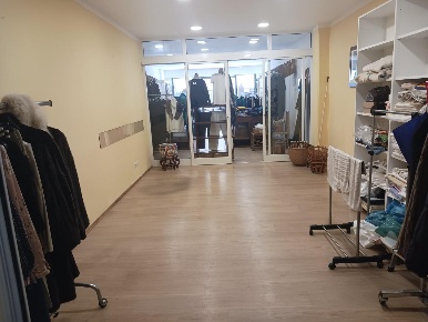 Foto Locale commerciale a Viareggio Marco Polo - Don Bosco di 100 m²