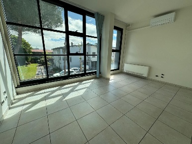 Foto Ufficio a Pontedera Oltrera di 55 m² con 2 locali in vendita