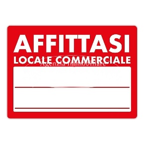 Foto Locale commerciale a Santa Maria a Monte Centro di 110 m² con 1 locali