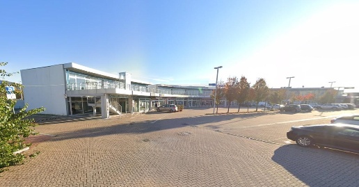 Foto Negozio a Capannori Lammari - Lunata di 87 m² con 2 locali in vendita