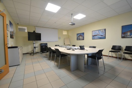Foto Ufficio a Lucca Sant'Anna di 400 m² con 10 locali in affitto