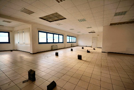 Foto Ufficio a Lucca Sant'Anna di 330 m² con 5 locali in affitto