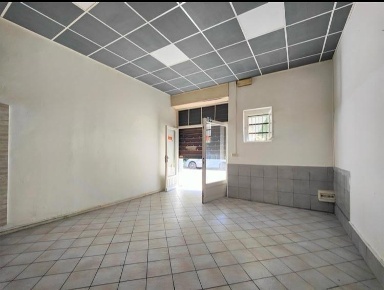 Foto Locale commerciale a Pisa Pratale di 40 m² con 1 locali in affitto