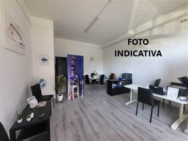 Foto Negozio a San Giuliano Terme San Giuliano Terme Paese di 88 m²