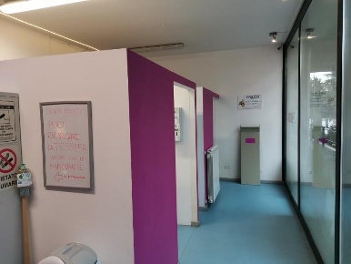 Foto Attività commerciale a Poggibonsi Centro di 60 m² con 3 locali