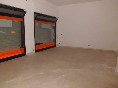 Foto Locale commerciale a Pisa Porta a Lucca di 43 m² con 1 locali