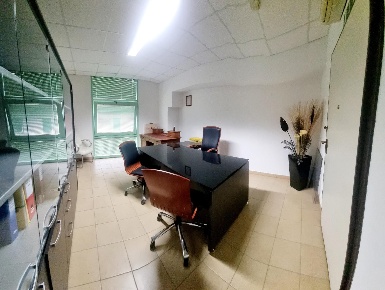 Foto Ufficio a Fauglia Acciaiolo di 54 m² con 2 locali in vendita