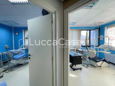 Foto Ufficio a Capannori Verciano - Guamo di 120 m² con 5 locali in vendita