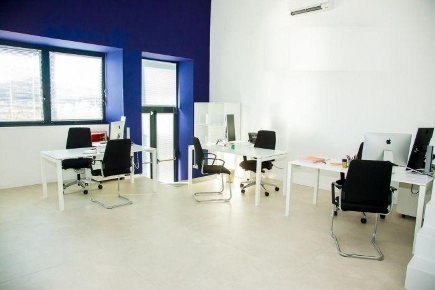 Foto Ufficio a Sarzana Olmo, Santa Caterina, Falcinello di 100 m²
