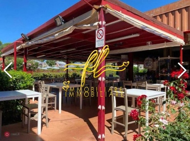 Foto Locale commerciale a Bibbona Marina Di Bibbona di 73 m² con 3 locali