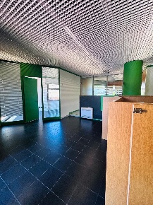 Foto Ufficio a Aulla Pallerone di 150 m² con 5 locali in affitto