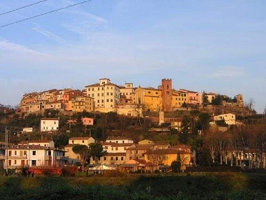 Foto Locale commerciale a Santa Maria a Monte di 240 m² in affitto