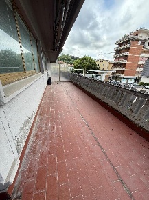 Foto Ufficio a Massa Centro di 75 m² con 3 locali in vendita