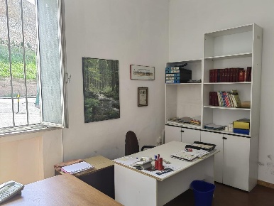 Foto Ufficio a Siena Lizza - Camollia di 100 m² con 5 locali in vendita