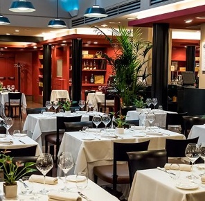 Foto Ristorante a Massa Centro di 120 m² con 4 locali in vendita