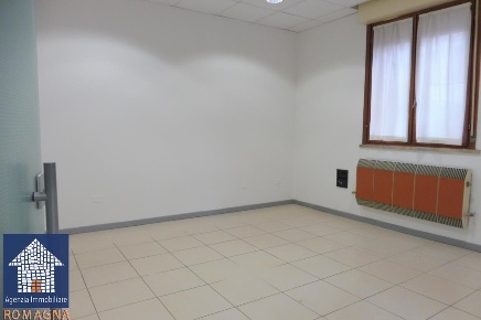 Foto Ufficio a Ravenna Piangipane - Santerno di 110 m² con 4 locali