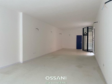 Foto Negozio in CORSO GARIBALDI, Faenza di 85 m² con 1 locali in vendita