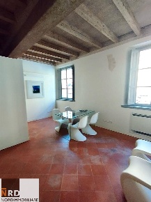 Foto Ufficio in Chiassi, Mantova Centro di 175 m² con 3 locali in affitto