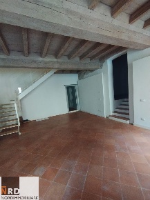Foto Ufficio in Chiassi, Mantova Centro di 175 m² con 3 locali in affitto