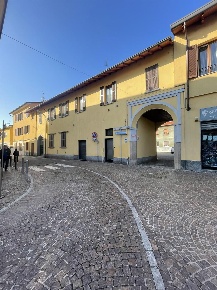 Foto Ufficio in piazza italia, Vittuone di 40 m² con 2 locali in affitto