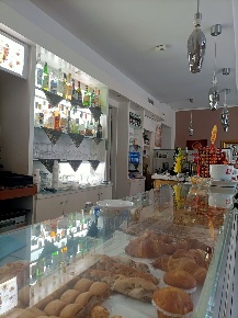 Foto Bar a Milano di 70 m² con 2 locali in vendita