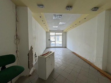 Foto Negozio a Argenta di 38 m² con 1 locali in vendita