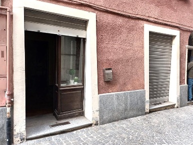 Foto Locale commerciale a Chiusa di Pesio Centro di 43 m² con 2 locali