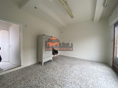 Foto Locale commerciale a Palosco di 30 m² con 1 locali in affitto