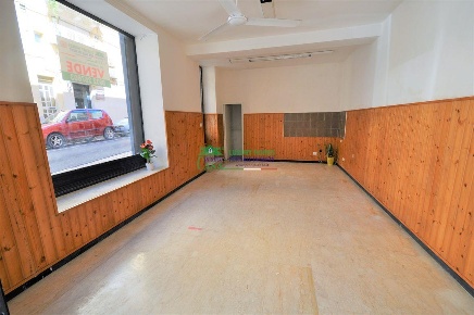 Foto Locale commerciale a Ragusa Centro di 26 m² con 1 locali in vendita