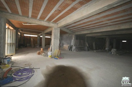 Foto Locale commerciale a Ragusa Croce - Selvaggio di 400 m² con 1 locali