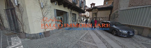 Foto Locale commerciale in Via Lambro, Monza Centro Storico di 255 m²