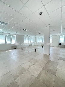 Foto Ufficio in via Lambertini, Imola Zona Industriale, Casola Canina