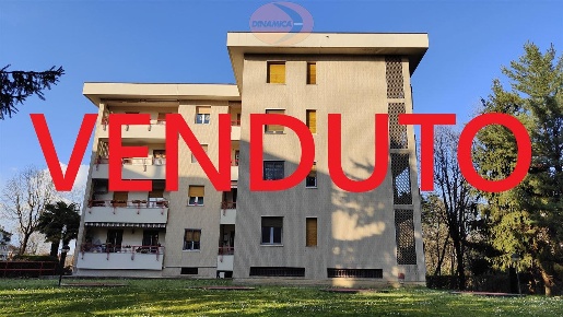 Foto Appartamento in Via Luigi Cadorna, Vimercate Semicentro di 145 m²
