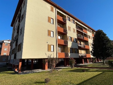Foto Magazzino in VIA FLEMING, Asti Corso Savona - Trincere di 85 m²