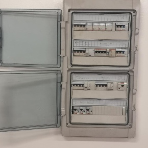 Foto Laboratorio in tobler, Solbiate Olona di 200 m² con 6 locali