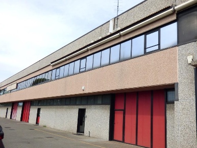 Foto Capannone industriale a Muggiò di 520 m² in vendita